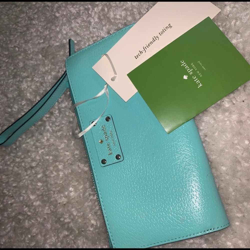 Kate Spade Wristlet!